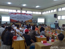 Ada di Selisih DPK, Rapat Pleno KPU Surabaya Sempat Diskors 2 Jam