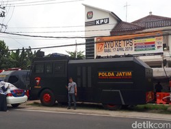 Rekapitulasi Suara di Bojonegoro Dijaga Ketat, Water Canon Disiagakan