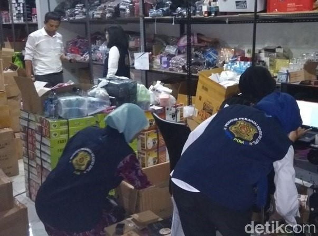 BBPOM Sita Kosmetika Ilegal Senilai Rp1 M di Kota Magelang BBPOM Sita Kosmetika Ilegal Senilai Rp1 M di Kota Magelang