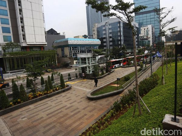 Wajah Kawasan Integrasi Transportasi Dukuh Atas yang Baru Diresmikan