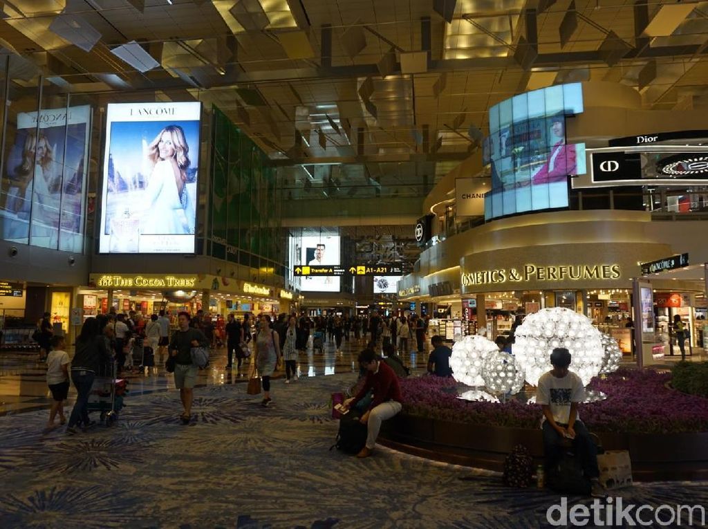 7 Bandara Ini Tawarkan Aneka Paket Tur Wisata Gratis 7 Bandara Ini Tawarkan Aneka Paket Tur Wisata Gratis