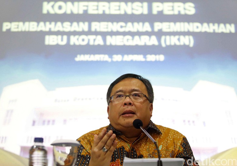 Calon Ibu Kota Baru: Lokasi di Tengah, Dekat Pantai, Minim Konflik Calon Ibu Kota Baru: Lokasi di Tengah, Dekat Pantai, Minim Konflik