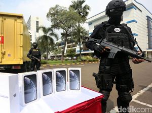 Bea Cukai Sita Laptop Hingga Ponsel Ilegal Senilai Rp 61 Miliar