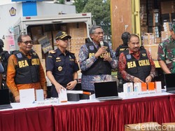 Penyelundupan Handphone hingga Tablet Ilegal Senilai Rp 61,8 M Digagalkan