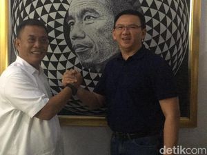 Ahok Bertemu Prasetio Edi di Rumah Dinas Ketua DPRD Ahok Bertemu Prasetio Edi di Rumah Dinas Ketua DPRD