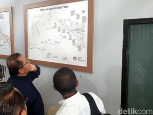 Menkominfo Curhat ke Jokowi Susahnya Bangun Palapa Ring Timur Menkominfo Curhat ke Jokowi Susahnya Bangun Palapa Ring Timur