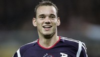 Wesley Sneijder adalaha jebolan akademi Ajax. Dia menimba ilmu sejak 1991 sampai 2002. Berkostum tim senior pada 2002-2007 untuk kemudian pindah ke Real Madrid dan menjadi salah satu pemain kunci Inter Milan saat treble winner pada 2010. (Foto: Rey Noel Talattad/Getty Images)