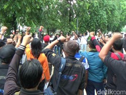 May Day, Buruh di Jabar Gelar Long March ke Gedung Sate