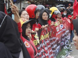 Buruh di Jabar Peringati May Day dengan Berbagai Cara