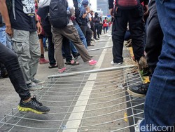 Pagar Halte Tosari Rusak, TransJakarta Akan Lapor Polisi