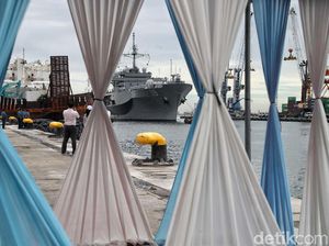 Kapal Angkatan Laut AS Merapat ke Tanjung Priok