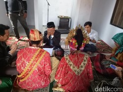 Sah! Tahanan di Makassar Nikahi Kekasihnya di Kantor Polisi