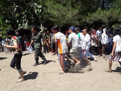 Tidak Indahkan Imbauan Petugas Pantai, Pria Ini Tewas Terseret Ombak