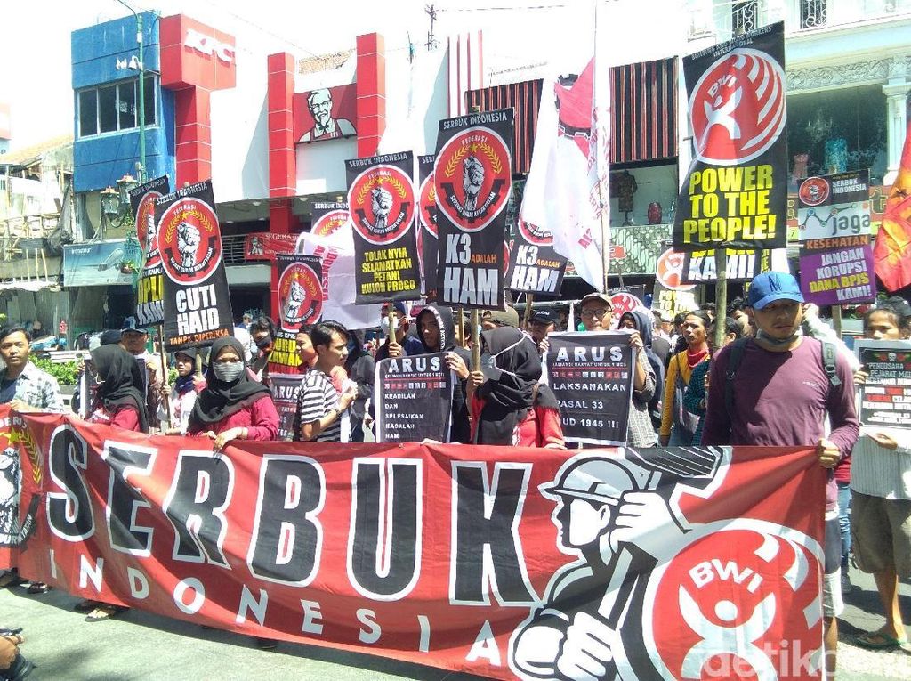 Tolak Upah Murah Masih Jadi Seruan Buruh di May Day 2019 Tolak Upah Murah Masih Jadi Seruan Buruh di May Day 2019