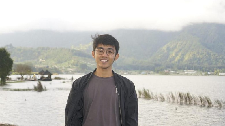 Mengenal Lebih Jauh Perjaka Penjual Es Teler Yang Diprediksi Masuk Dprd Sulsel