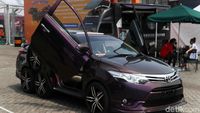 Mobil Unik Beroda 8