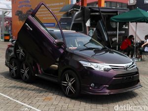 Mobil Unik Beroda 8 Mobil Unik Beroda 8