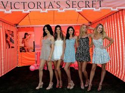 Ada Dugaan Pelecehan Seks, 100 Model Victorias Secret Kirim Surat Terbuka