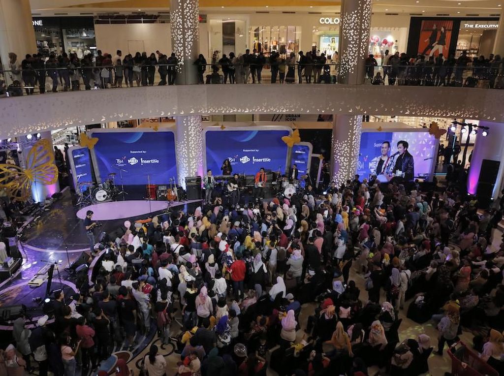 Yuk, Nikmati Keseruan detikcom Ngintip Musica di Sini! Yuk, Nikmati Keseruan detikcom Ngintip Musica di Sini!