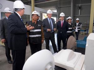 Melihat Pabrik Sanitary Ramah Lingkungan Melihat Pabrik Sanitary Ramah Lingkungan