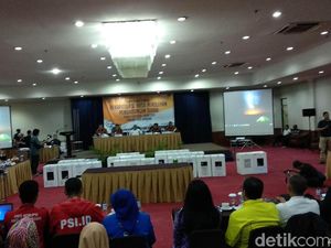 KPU Kota Bandung Targetkan Pleno Pemilu 2019 Selesai 5 Mei KPU Kota Bandung Targetkan Pleno Pemilu 2019 Selesai 5 Mei