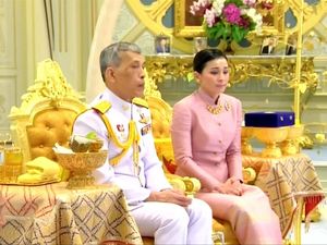 Jelang Penobatan, Raja Thailand Menikah Lagi Untuk Keempat Kali