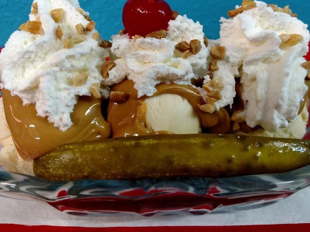 Bosan Banana Split? Ada Acar Split yang Disajikan dengan Es Krim Lezat Bosan Banana Split? Ada Acar Split yang Disajikan dengan Es Krim Lezat