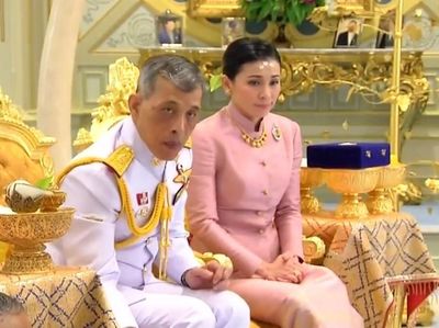 Foto: Sosok Suthida, Pengawal Kerajaan yang Dinikahi Raja Thailand