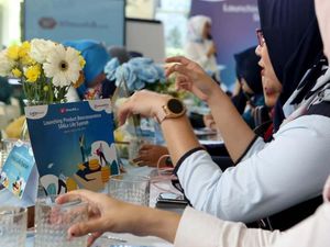 Amankan Masa Depan Finansial Secara Syariah Amankan Masa Depan Finansial Secara Syariah