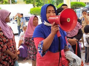 Bantuan Perbaikan Rumah Akibat Bom Teroris Sibolga Belum Cair, Warga Demo Bantuan Perbaikan Rumah Akibat Bom Teroris Sibolga Belum Cair, Warga Demo
