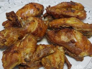 Ayam Goreng Bumbu Kuning Gurih Bisa Dibuat dengan Cara Praktis Ini