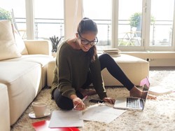 Survei: Inilah 5 Bidang Pekerjaan yang Bikin Orang Kurang Tidur