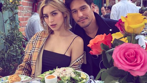 Dikabarkan Tunangan, Ini Momen Manis Kulineran Jedar dan Richo Kyle!