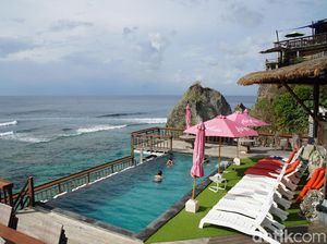 Punya Ombak Indah, Ini 5 Pantai yang Wajib Masuk Daftar Liburanmu! Punya Ombak Indah, Ini 5 Pantai yang Wajib Masuk Daftar Liburanmu!