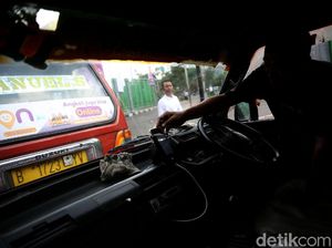 Keren! Angkot di Bekasi Kini Bisa Dipesan Online