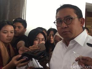 Kivlan Zen Tersangka Makar, Fadli Zon: Kemunduran Demokrasi! Kivlan Zen Tersangka Makar, Fadli Zon: Kemunduran Demokrasi!