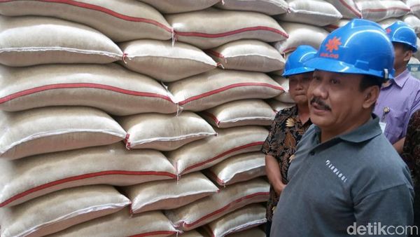 Stok Beras Jelang Ramadan 2 Juta Ton