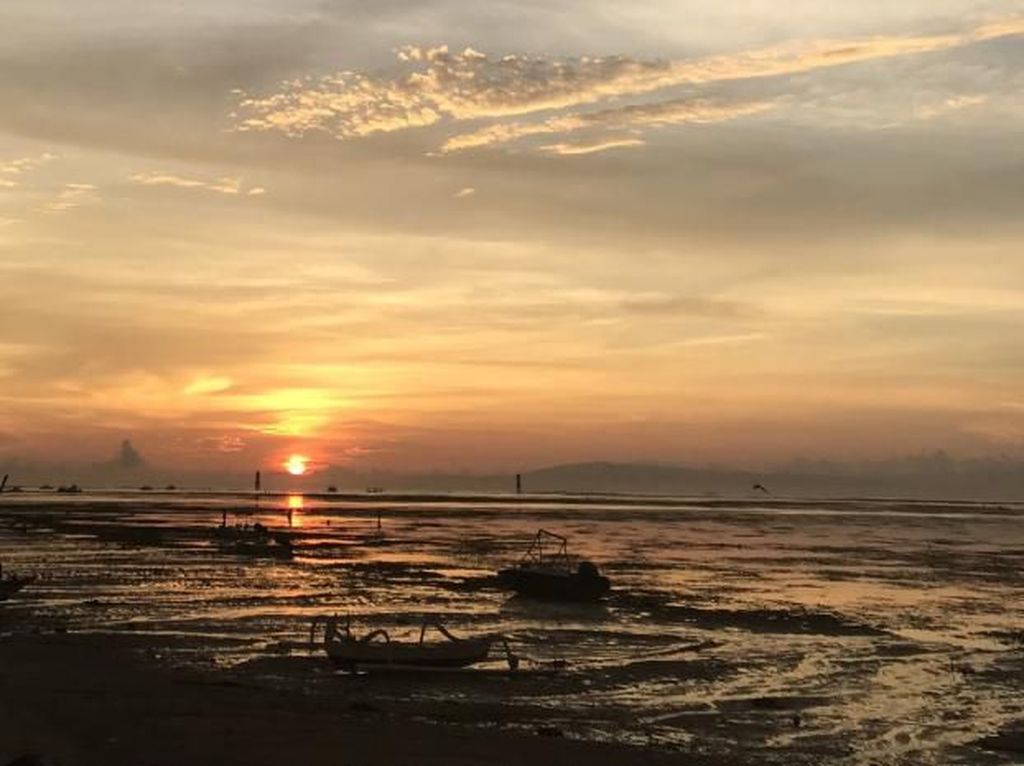 Pantai Sanur Diklaim Khusus Tamu Hotel, Pemda: Itu Tempat Umum Pantai Sanur Diklaim Khusus Tamu Hotel, Pemda: Itu Tempat Umum