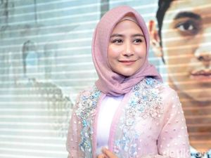 Prilly Latuconsina Kenang Kebaikan Almarhum Ustaz Arifin Ilham