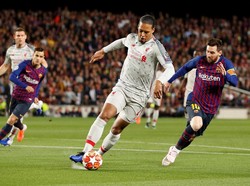 Van Dijk: Untung Gak Ketemu Messi Setiap Musim