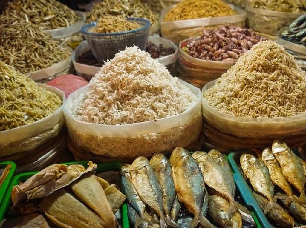 Ribut-ribut Soal Ikan Asin, Ini Lho Manfaatnya untuk Kesehatan Ribut-ribut Soal Ikan Asin, Ini Lho Manfaatnya untuk Kesehatan