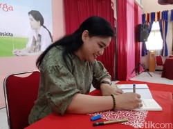 Saat Ahli Bioteknologi Molekuler Menulis Buku Panduan Keluarga