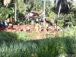 Tertimbun Longsor, Nenek Runasih Ditemukan Meninggal