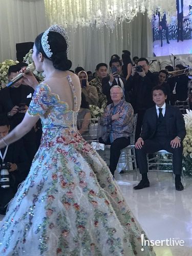 Syahrini Reino Barack