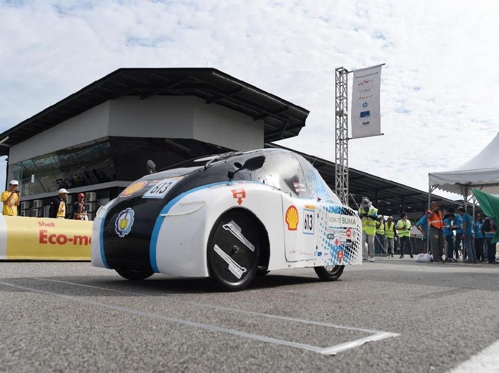 Mobil Listrik ITS Lolos ke DWC 2019 di London Mobil Listrik ITS Lolos ke DWC 2019 di London