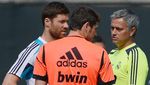 Melihat Lagi Kebersamaan Mourinho dan Iker Casillas di Real Madrid