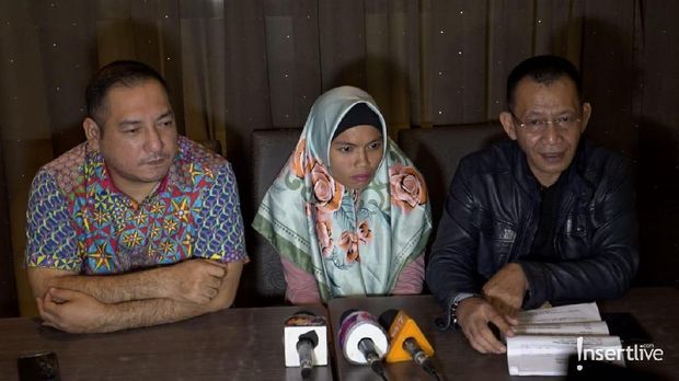 Putri Mayang Sari & kuasa hukumnya
