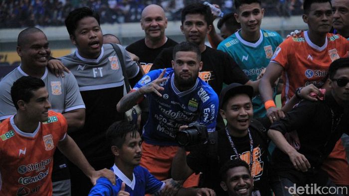 Diego Michiels bersyukur Borneo FC lolos semifinal Piala Piala Indonesia. (Wisma Putra/detikSport) Diego Michiels bersyukur Borneo FC lolos semifinal Piala Piala Indonesia. (Wisma Putra/detikSport)