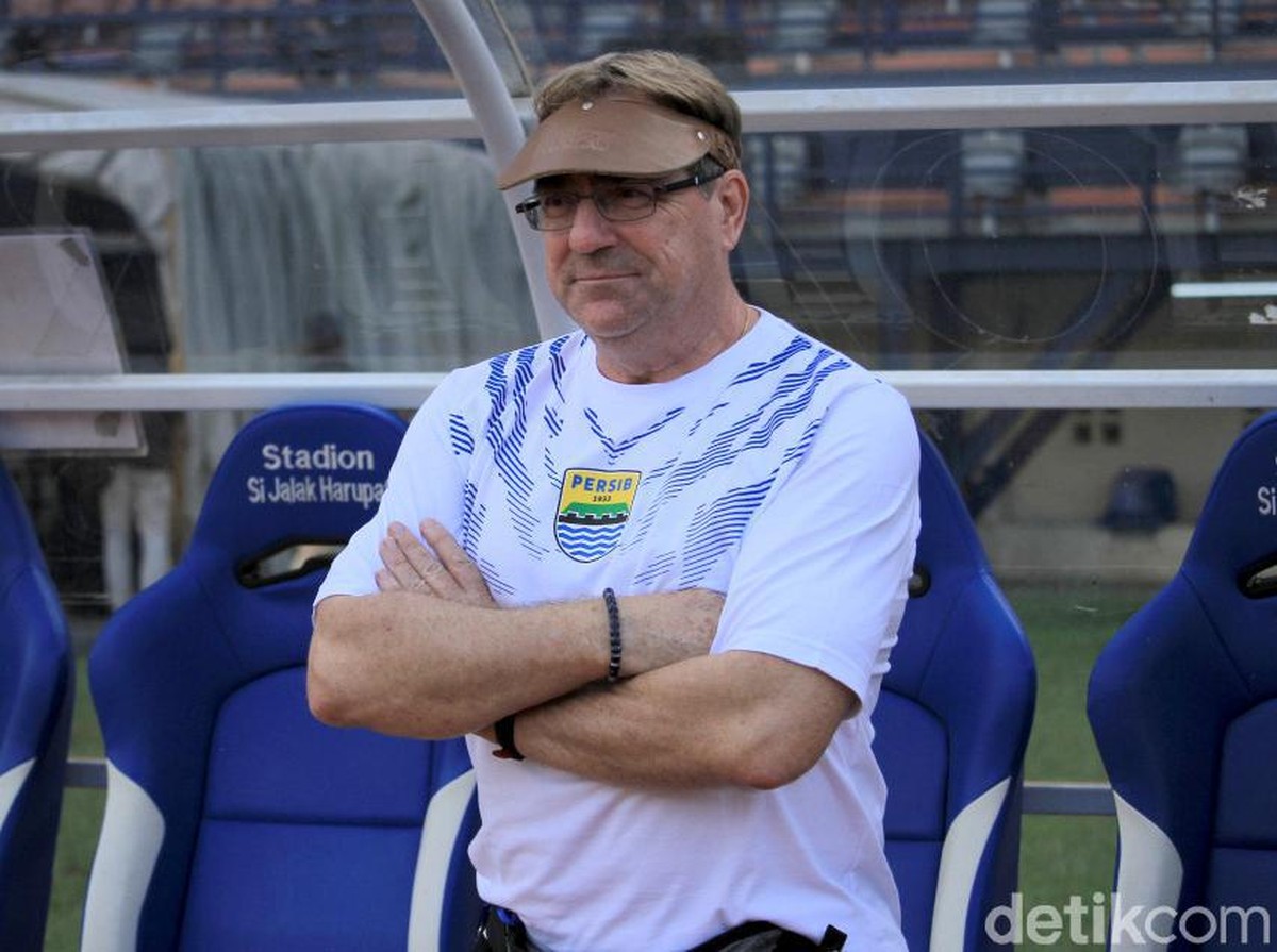 Robert Rene Alberts mengungkapkan perkembangan positif Persib Bandung. (Foto: Wisma Putra/detikcom)