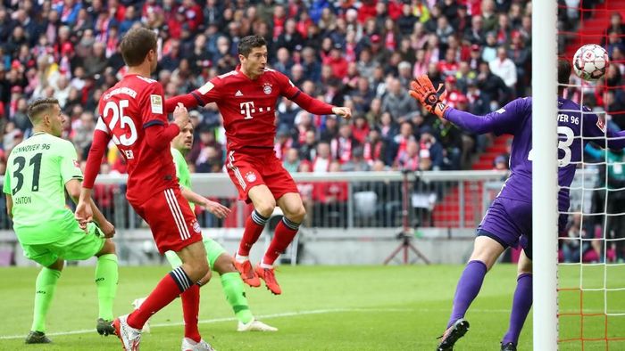 Bayern Munich berhasil mengalahkan Hannover 96 3-1 dalam lanjutan Bundesliga. (Foto: Michael Dalder/Reuters) Bayern Munich berhasil mengalahkan Hannover 96 3-1 dalam lanjutan Bundesliga. (Foto: Michael Dalder/Reuters)